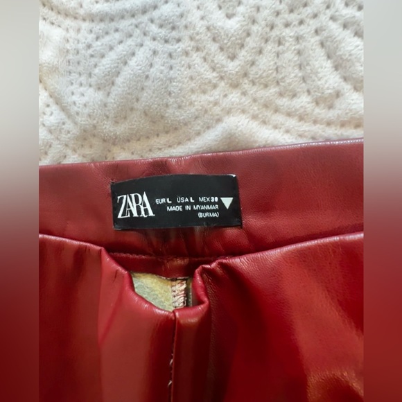 ZARA burgundy leather pants. Zipper doesn’t work  (See description) - Picture 9 of 9